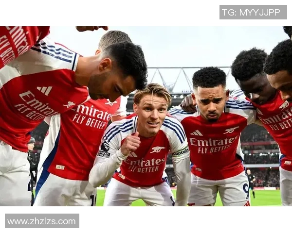 阿森纳与那不勒斯激战结果揭晓球迷热议精彩瞬间与战术分析