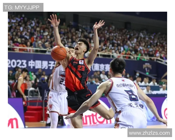 上海哔哩哔哩与南京同曦大圣的精彩对决引发篮球迷热议与期待